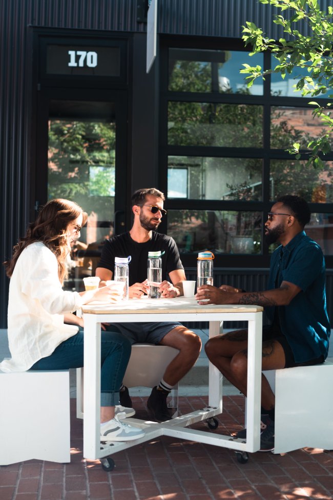 Бутылка для воды HYDRAPAK Recon 0,75L (BR01RB) конфетти Бутылка для воды HYDRAPAK Recon 0,75L (BR01RB) конфетти