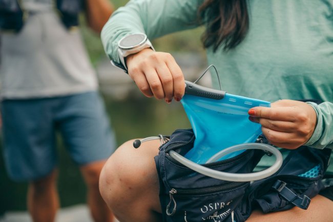 Гидратор  HYDRAPAK Velocity 2L (АS372) голубой Гидратор  HYDRAPAK Velocity 2L (АS372) голубой