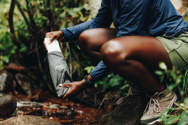 Мягкая канистра для воды HYDRAPAK Seeker 6L (FK02) прозрачная с фильтром